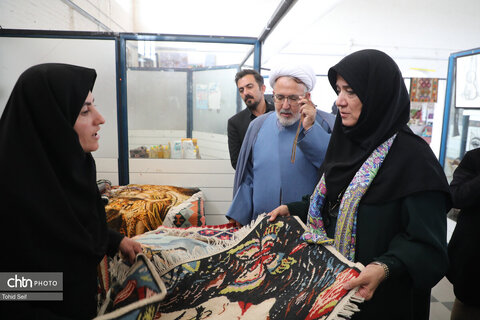حضور معاون صنایع‌دستی کشور در شهر ملی گلیم عنبران