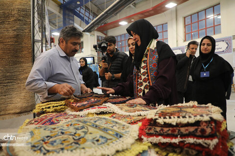 پانزدهمین نمایشگاه ملی صنایع‌دستی و هنرهای سنتی اردبیل آغاز به کار کرد