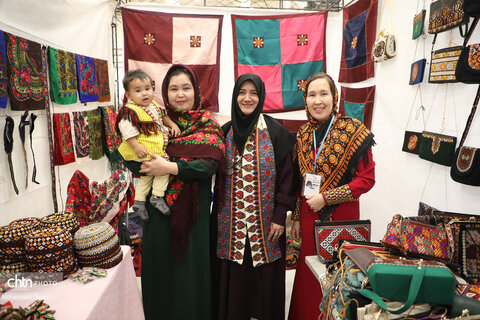 پانزدهمین نمایشگاه ملی صنایع‌دستی و هنرهای سنتی اردبیل آغاز به کار کرد