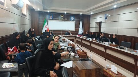 دوره آموزش صنایع دستی ویژه هنرمندان شهرستان بهاباد