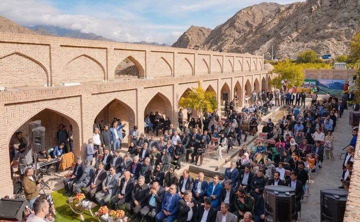 برگزاری جشن شکرانه برداشت انار و انجیر در جلفا/ اقتصاد ۶.۶ هزار میلیارد ریالی محصولات باغی منطقه آزاد ارس