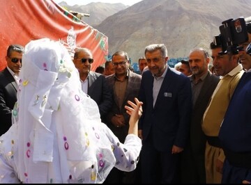 جشنواره فرهنگی و کشاورزی «یاقوت‌باران»؛ گامی در مسیر توسعه گردشگری باغی در فیروزکوه