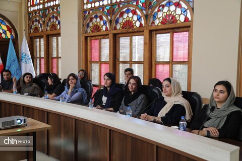 پنجمین نشست جایزه ققنوس ایران فرهنگی/ نقد و بررسی خانه نظامیه