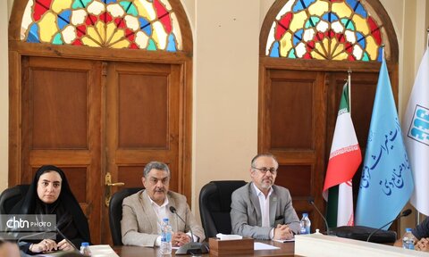 پنجمین نشست جایزه ققنوس ایران فرهنگی/ نقد و بررسی خانه نظامیه