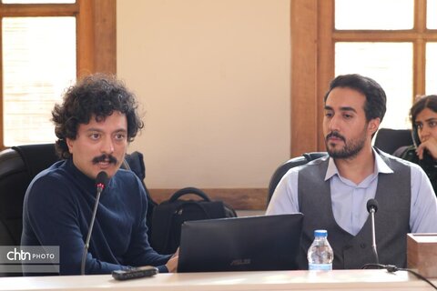 پنجمین نشست جایزه ققنوس ایران فرهنگی/ نقد و بررسی خانه نظامیه