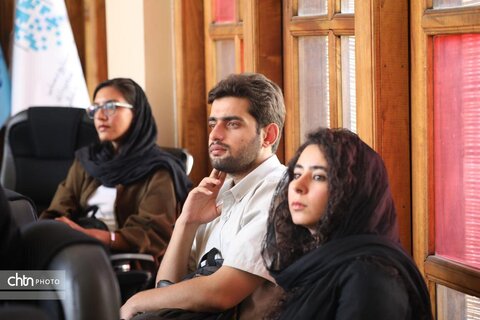 پنجمین نشست جایزه ققنوس ایران فرهنگی/ نقد و بررسی خانه نظامیه