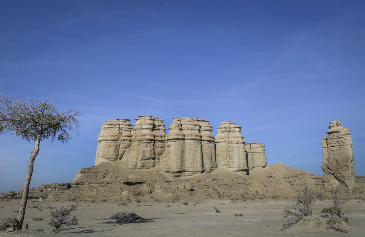 کوههای مریخی و مینیاتوری جاسک؛ شگفتی زمین در شرق هرمزگان