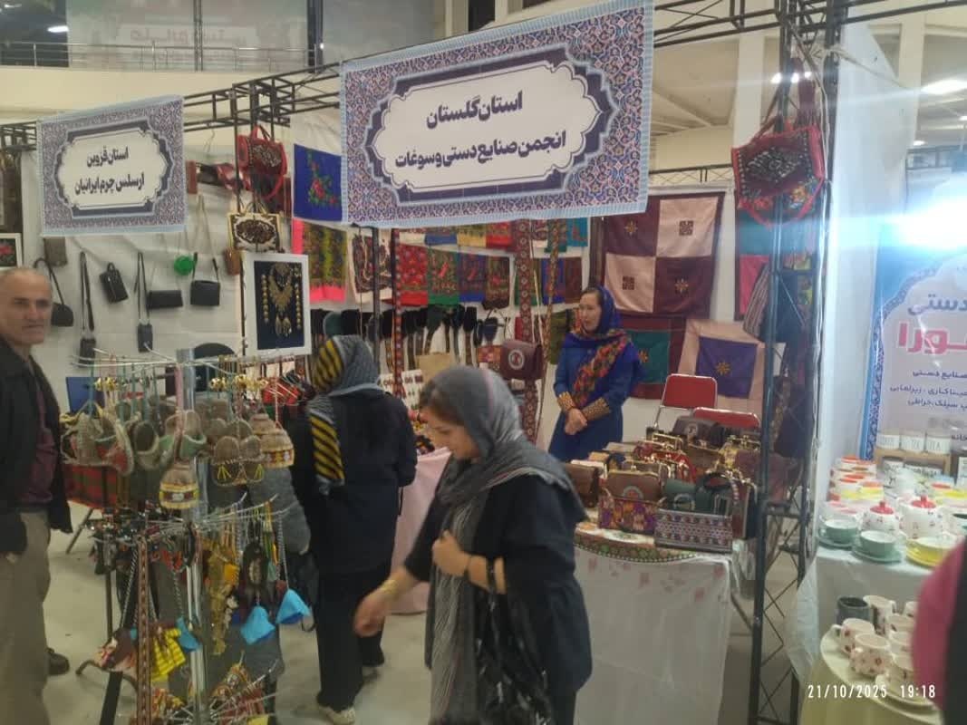 مشارکت صنعتگران صنایعدستی گلستان در نمایشگاه ملی صنایعدستی اردبیل