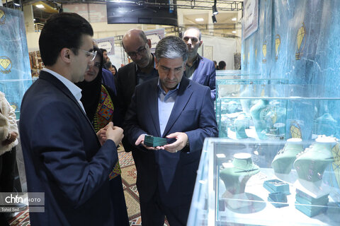 بازدید استاندار اردبیل از پانزدهمین نمایشگاه ملی صنایع‌دستی اردبیل