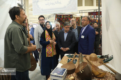 بازدید استاندار اردبیل از پانزدهمین نمایشگاه ملی صنایع‌دستی اردبیل