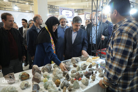 بازدید استاندار اردبیل از پانزدهمین نمایشگاه ملی صنایع‌دستی اردبیل