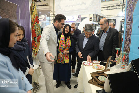 بازدید استاندار اردبیل از پانزدهمین نمایشگاه ملی صنایع‌دستی اردبیل