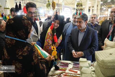 بازدید استاندار اردبیل از پانزدهمین نمایشگاه ملی صنایع‌دستی اردبیل
