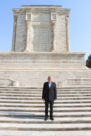 زبان فارسی، ستون فقرات هویت فرهنگی و ملی ایرانیان است/ طرح جامع «توس» با نگاه ملی و بلندمدت دنبال می‌شود