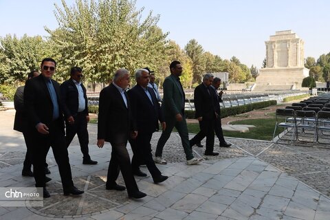 زبان فارسی، ستون فقرات هویت فرهنگی و ملی ایرانیان است/ طرح جامع «توس» با نگاه ملی و بلندمدت دنبال می‌شود