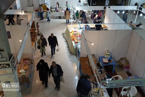 غذاهای محلی ارومیه در یک نمایشگاه رنگارنگ