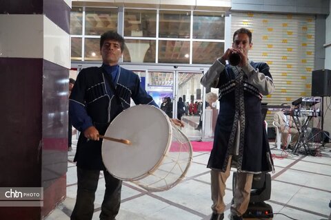 غذاهای محلی ارومیه در یک نمایشگاه رنگارنگ