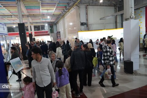 غذاهای محلی ارومیه در یک نمایشگاه رنگارنگ