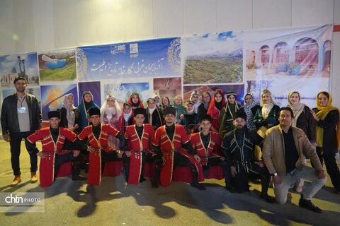 غذاهای محلی ارومیه در یک نمایشگاه رنگارنگ