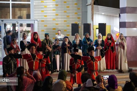 غذاهای محلی ارومیه در یک نمایشگاه رنگارنگ