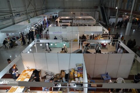 غذاهای محلی ارومیه در یک نمایشگاه رنگارنگ