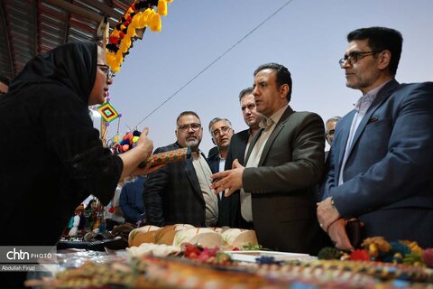 جشنواره انار بیشاپور