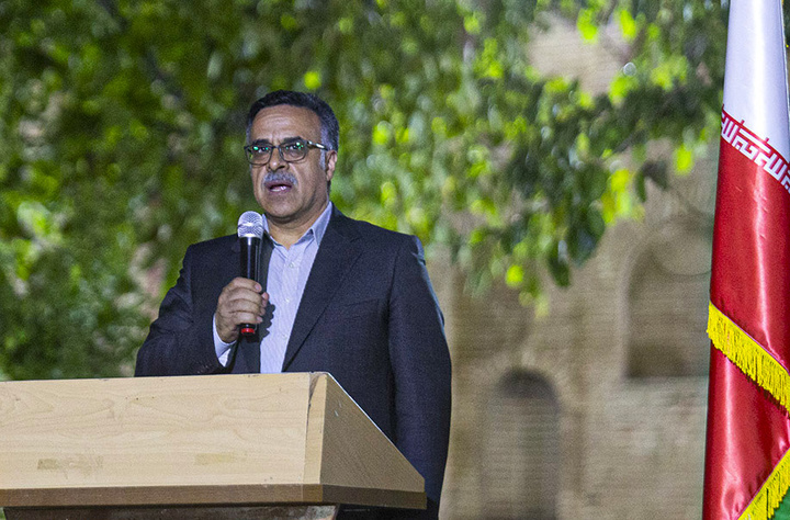 شب فرهنگی گروس در عمارت تاریخی خسروآباد سنندج برگزار شد