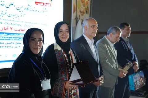 از بازدید از موزه و خانه صنایع‌دستی تا حضور در جشنواره بین‌المللی غذا