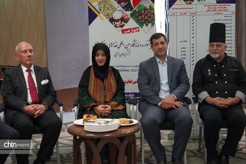 از بازدید از موزه و خانه صنایع‌دستی تا حضور در جشنواره بین‌المللی غذا