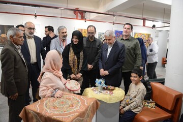هنر توان‌یابان، نمایانگر اراده، امید و خلاقیت جامعه است/ راه‌ حضور و اشتغال هنرمندان توان‌یاب را تسهیل می‌کنیم