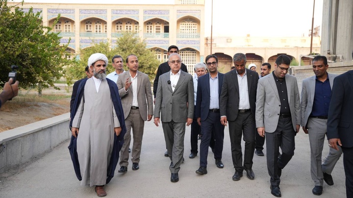 عمارت کلاه‌فرنگی نماد هویت تاریخی بندرعباس است/ تشکیل کارگروه ویژه برای حل مسائل حقوقی و آغاز مرمت بنا