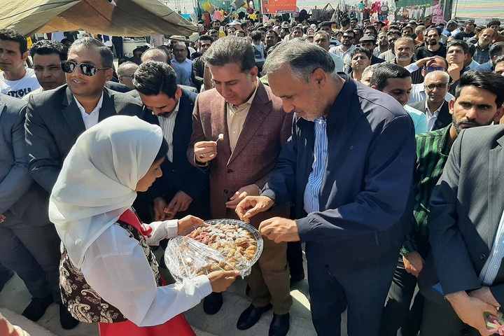 جشنواره‌ای با طعم انار و خرما