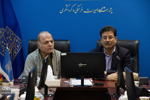 نشست کوروش بزرگ پیام آور صلح و مدارا