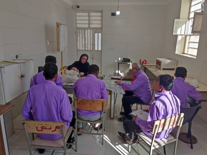 برگزاری دوره‌های آموزشی صنایع‌دستی در شهرستان دشتی