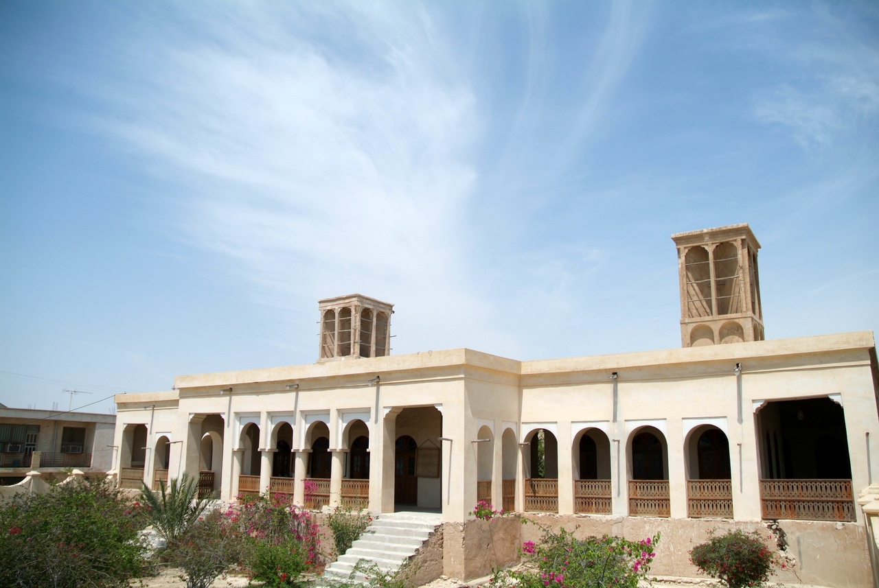 خانه فکری بندرلنگه؛ نگین معماری بادگیرها در سواحل خلیج‌فارس