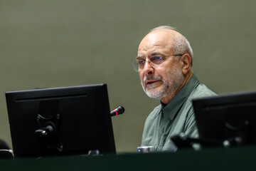 قالیباف: تصمیم دولت و مجلس اجرای کالابرگ الکترونیک از آبان‌ماه است