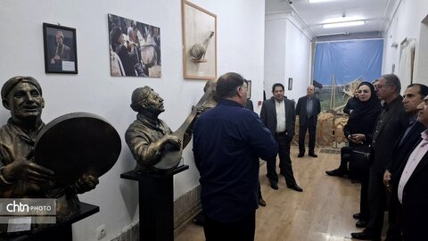 بازدید فعالان گردشگری، هتل‌داری و رسانه‌های خراسان رضوی از عمارت تاریخی مفخم بجنورد