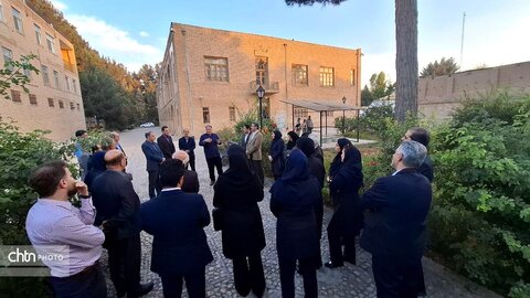 بازدید فعالان گردشگری، هتل‌داری و رسانه‌های خراسان رضوی از عمارت تاریخی مفخم بجنورد