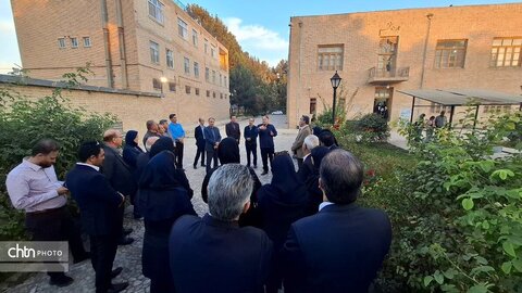 بازدید فعالان گردشگری، هتل‌داری و رسانه‌های خراسان رضوی از عمارت تاریخی مفخم بجنورد