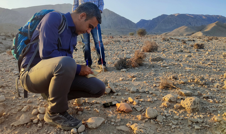 کشف شواهد ۲۰۰ هزارساله از حضور انسان‌های پارینه‌سنگی در محوطه دهتل هرمزگان/ ابعاد تازه‌ای از زیستگاه‌های پلیستوسن در فلات ایران آشکار شد