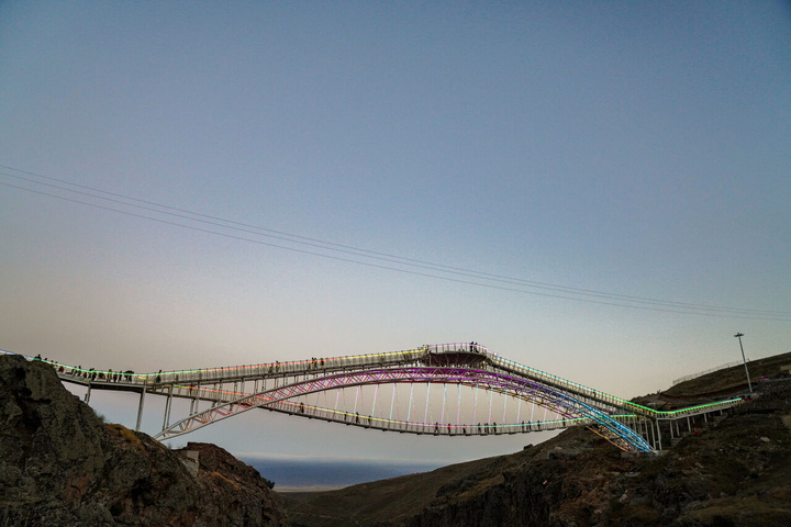همایش بین‌المللی سرمایه‌گذاری اردبیل، فرصتی برای باز تعریف مواجهه با جذب سرمایه‌گذار