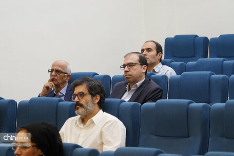 پنل تخصصی «گردشگری فرهنگی و تاریخی همدان» برگزار شد