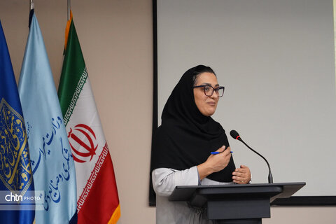 پنل تخصصی «گردشگری فرهنگی و تاریخی همدان» برگزار شد