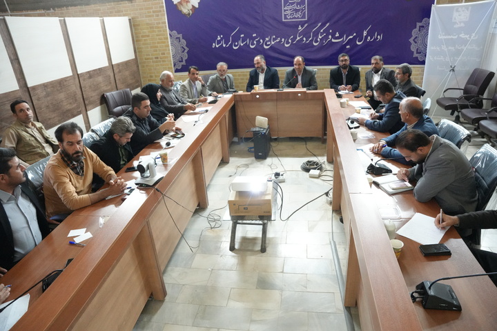 ارتقای کیفیت و اصالت صنایع‌دستی کرمانشاه  با نظارت دقیق