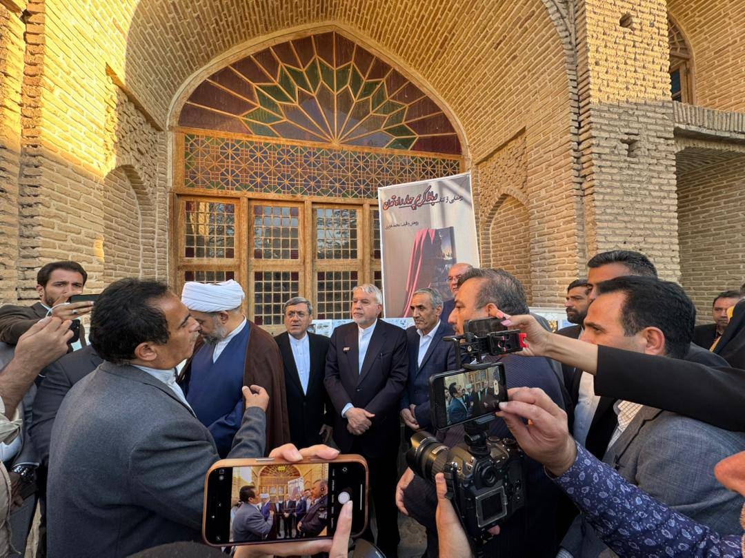 وقتی نسیم «رباط‌کریم و پرند»، تاریخ را زمزمه می‌کند/ تقاطع هنر و زندگی در فرهنگسرای بهشت/ بوی خاک، عطر گل و صدای زندگی