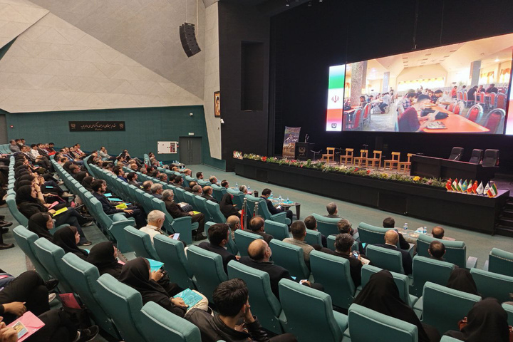 حاده ابریشم سم