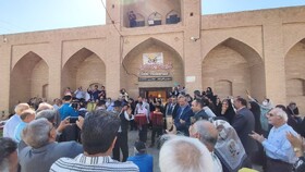 جشنواره انار در روستای تاریخی سریزد