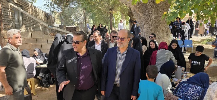 برگزاری چهارمین رویداد گردشگری انار و زعفران در باغشهر اسلامیه دیار یاقوت‌های سرخ