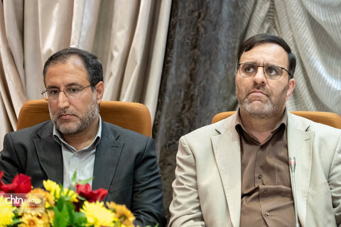 نشست هم اندیشی روسای انجمن‌های دفاتر خدمات گردشگری کشور در همدان