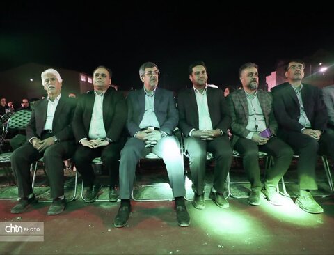 جشنواره انار و پسته تفت با استقبال پرشور مردم به کار خود پایان داد